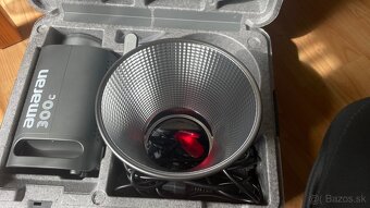 Aputure Amaran 300C RGB Video Svetlo - 4