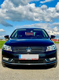 Volkswagen Passat 2.0 TDI Comfortline DSG - 4