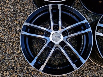 Dezent 5x112 R17-Pneu mam - 4
