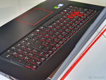 Herný notebook PREDATOR | 2000SSD nové | GTX 1060 6GB | 16GB - 4