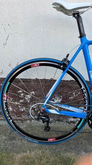 Predám karbónový bicykel DEMA unikátny stav - 4