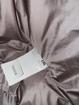 Predám luxusnu damsku zimnu bundu Michael Kors - 4