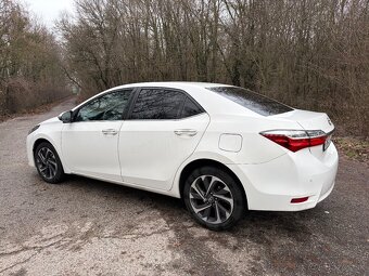 Toyota Corolla 1.6 - 4