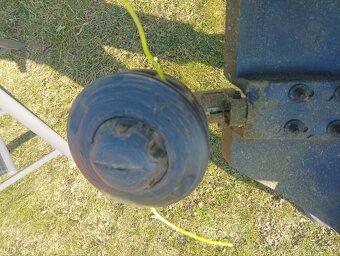 Benzínový krovinorez Fieldmann - 4