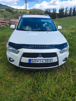 Mitsubishi Outlander - 4