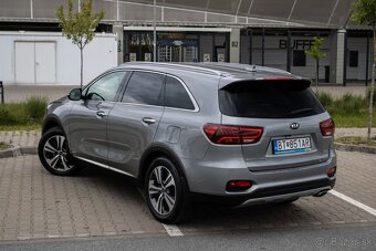 Kia Sorento 2.2 CRDi Platinum A/T - 4