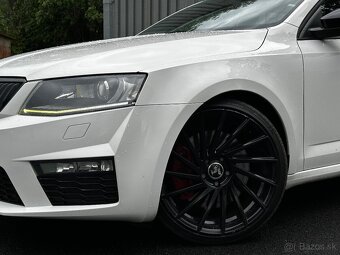 Škoda Octavia Combi 2.0 TDI DPF RS DSG - 4