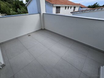 Novostavba apartmánu v Chorvátsku na ostrove VIR. - 4