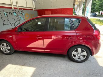 Predam Kia ceed 2007 1.4 i, benzin - 4