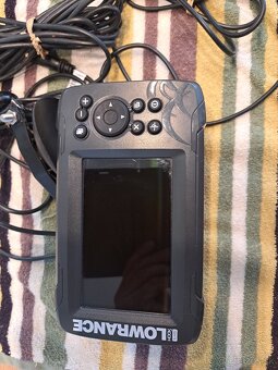 Predám sonar Lowrance hook2 5x - 4