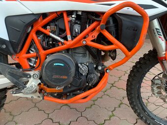 Ktm 690 - 4