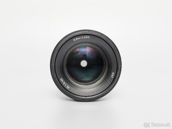 Sony FE 85mm f/1.8 - 4