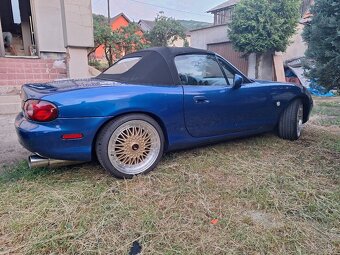 Mazda MX-5 NB Anniversary facelift - 4