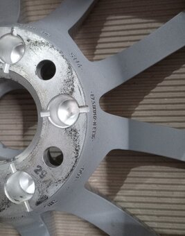 Sada diskov Audi A3, A4, A5, A6, Q3 R17 - 4