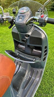 Vespa GTV 125ccm, 10kW,  7770km, ročník 2007 - 4