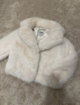 Zara kožuch - 4