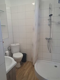 2 a pol izbový byt so záhradkou - 4