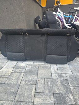 Predné a zadné sedačky na superb 3 - 4