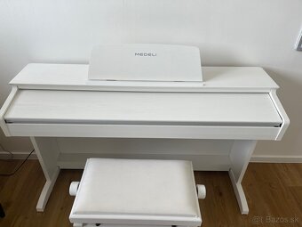 Digitálne piano Medeli DP260 - 4