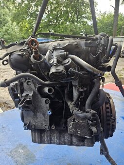 Motor Skoda Octavia 2 2.0 103 kW - 4