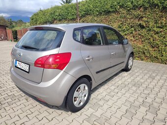 Kia Venga - 4