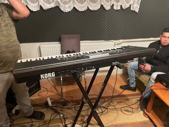 Korg - 4
