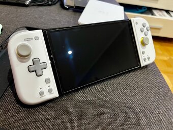 Nintendo Switch OLED - 4