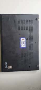 Predám Lenovo ThinkPad T14 G2 - 4