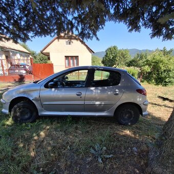 Predám Peugeot 206 - 4