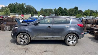 346. KIA SPORTAGE 1.7crdi D4FD Na náhradní díly - 4