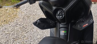 Yamaha - 4