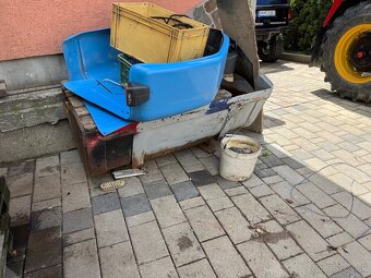 Predám prednú lyžicu z bagra - 4