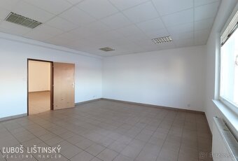 Kancelária 30m2 s parkovaním, Poprad - Okružná ul - 4