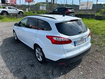 Ford Focus Kombi 1.6 TDCi DPF Trend - 4