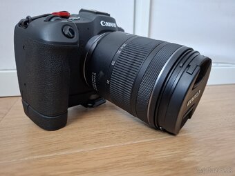 Predam Canon R8 + objektív a príslušenstvo - 4