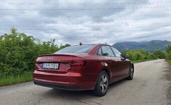 Audi A4 sedan - 4