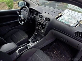 Rozpredám Ford Focus II (2008) benzín - 4