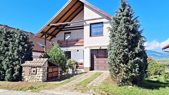 PREDAJ: 7 IZBOVÝ RODINNÝ DOM, POZEMOK 800 m2, HUNCOVCE - 4