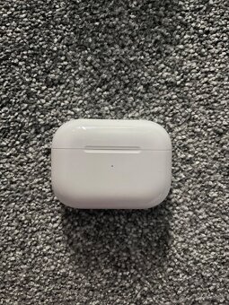 Apple AirPods Pro 1. generácie - 4