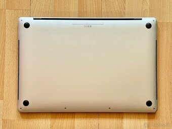MacBook Pro 16" i9-2.3GHz,8j/16GB/1TB,Touchbar - TOP STAV - 4