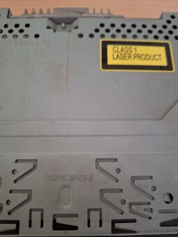 Predm autoradio Panasonic - 4