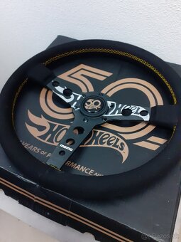 Momo volant HotWheels 50 years - 4