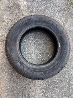 Pneu - 4