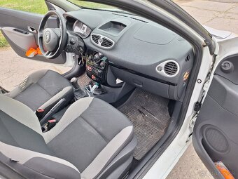 Renault clio 3 grandtur - 4