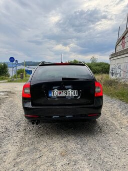 Skoda Octavia 2.0TDI 103Kw DSG 4x4 facelift - 4