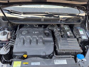 Volkswagen Touran 2.0TDI - 4