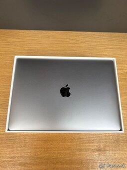 Predám MacBook AIR M1, 8GB/256GB, TOP, ZARUKA SK, CYKLOV - 4