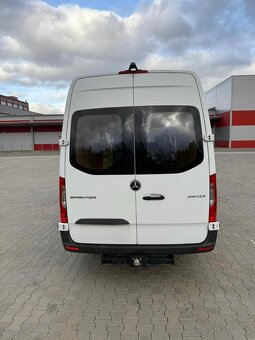 🚐 Mercedes-Benz Sprinter 319 CDI 140 kW – V6, plná výbava. - 4