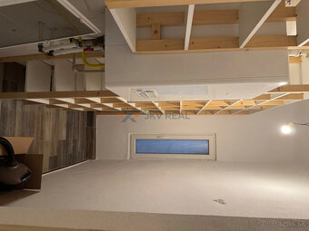 Na prenájom exkluzívny 2-izbový byt v historickom centre Nit - 4