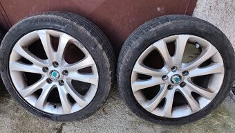 225/45 R17 5x112 - 4